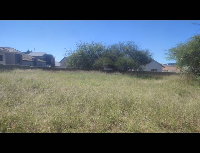 417M² VACANT LAND FOR SALE IN WOODHILL ESTATE